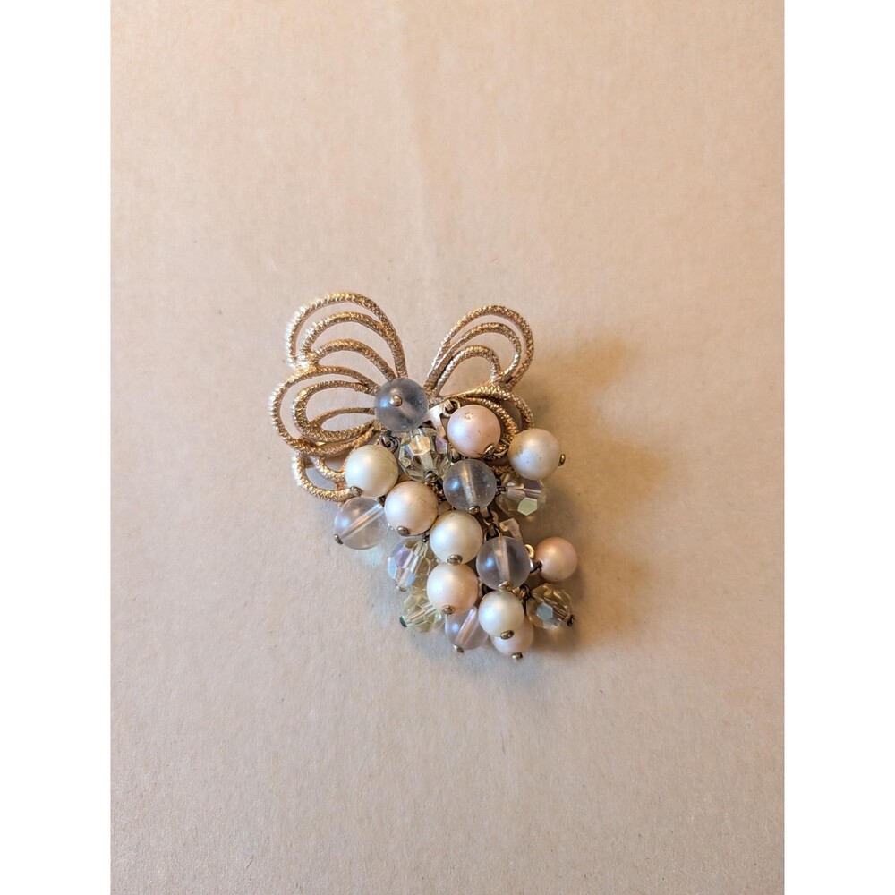 Vintage Brooch – Gold Tone Filigree with Faux Pearls & Aurora Borealis Crystal